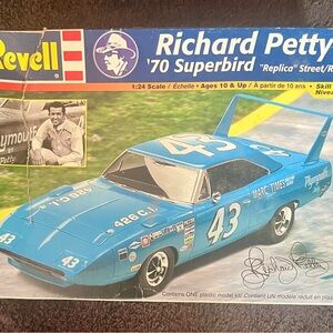 Revell Blue '70 Superbird Model Kit